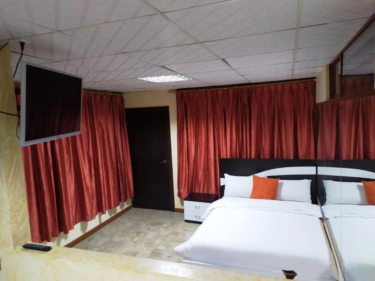 La Kapital Hotel Амбато Екстер'єр фото