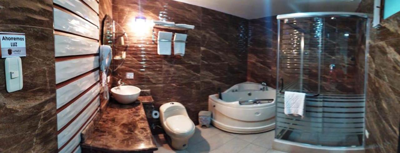 La Kapital Hotel Амбато Екстер'єр фото